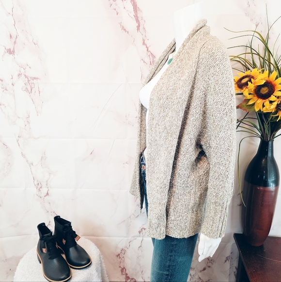 Anthropologie Angel Of The North Light Gray Cardigan - Picture 4 of 6